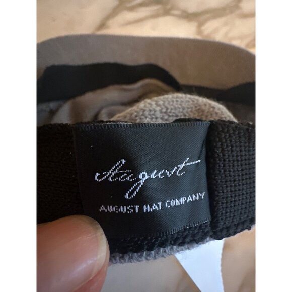 August Hat Company Womens Grey Acrylic Newsboy Cap With Flower Accent - Picture 5 of 6